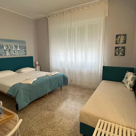 Bed And Coffee בית הארחה 3*